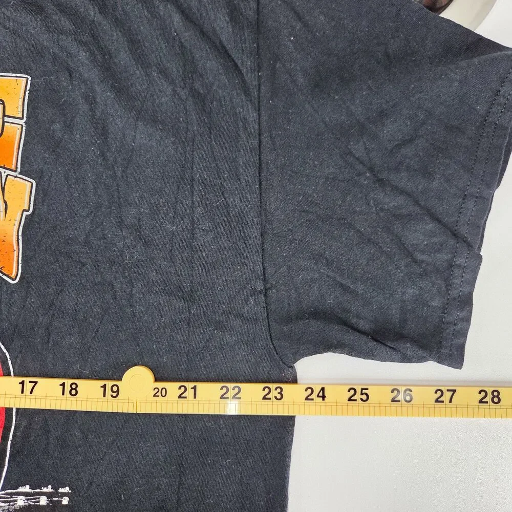 Willie Nelson Live In Concert Tour 2023 Country Music Graphic T-Shirt Sz XL